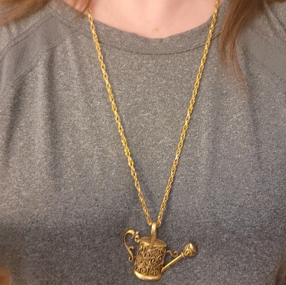 Watering Can Necklace - Picture 2 of 3